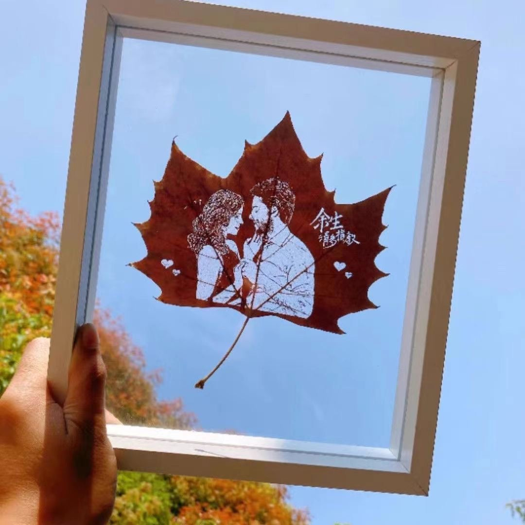 Enppy Gift Custom Leaf Frame Personalized Gift Best Gift for Lovers And Friends